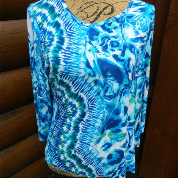 Chico’s beautiful blues top, Size 2 - Picture 3 of 6